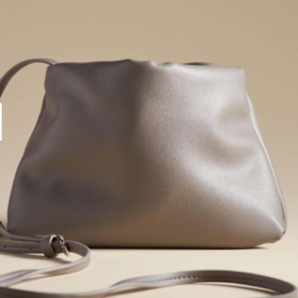 Clutch/Shoulder bag from Anthropologie - Sold Out Online! - Picture 2 of 6